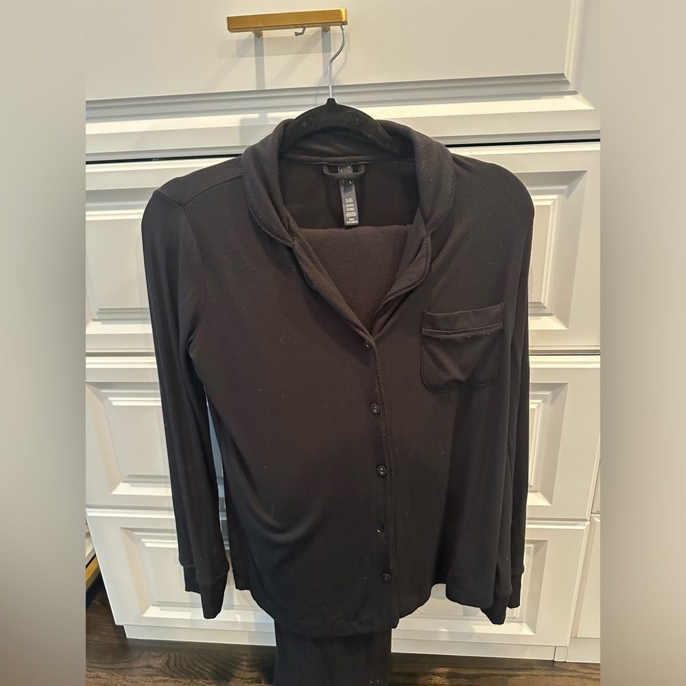 SKIMS PAJAMA SET TOP XXS BOTTOMS S